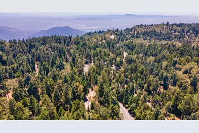 901 Ca-173 Highway, Lake Arrowhead, CA 92352 - Photo 34