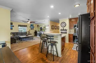 391 Montclair Dr, Big Bear City, CA 92314 - Photo 8