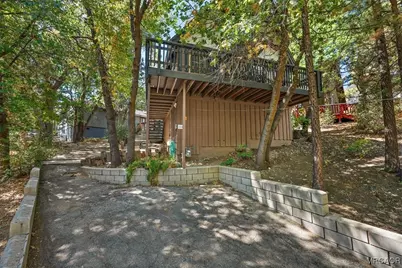 1160 W Alta Vista Avenue, Big Bear City, CA 92314 - Photo 2