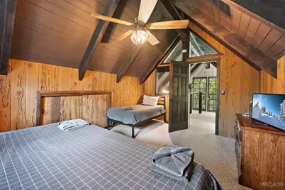 1160 W Alta Vista Avenue, Big Bear City, CA 92314 - Photo 10