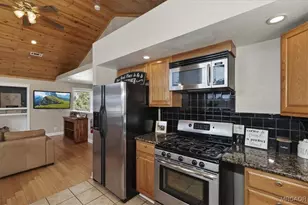 852 Pine Ln, Big Bear City, CA 92314 - Photo 12