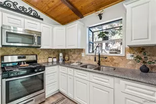 937 E Fairway Blvd, Big Bear City, CA 92314 - Photo 12