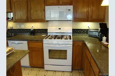 230 Vista Avenue, Sugarloaf, CA 92386 - Photo 14