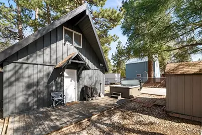 526 Kern Avenue, Sugarloaf, CA 92386 - Photo 24