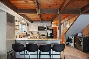 33419 Cedar Dr, Running Springs, CA 92382 - Photo 10