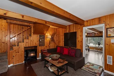 39676 Oakglen Road, Fawnskin, CA 92333 - Photo 8