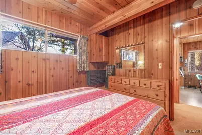 533 Villa Grove Avenue, Big Bear City, CA 92314 - Photo 16