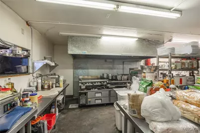 42011 Big Bear Boulevard, Big Bear Lake, CA 92315 - Photo 14