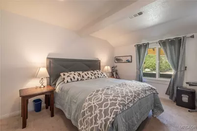 42966 Moonridge Road, Big Bear Lake, CA 92315 - Photo 34