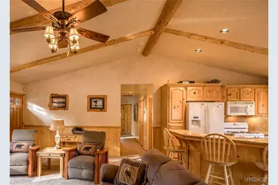 200 Muroc Drive, Big Bear City, CA 92314 - Photo 14