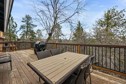 1414 Klamath Road, Big Bear City, CA 92314 - Photo 10