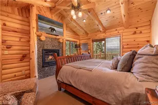 39737 Pinon Ct, Fawnskin, CA 92333 - Photo 12