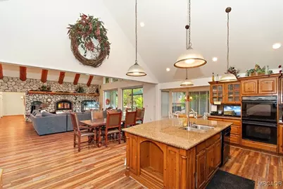42143 Winterpark Drive, Big Bear Lake, CA 92315 - Photo 8