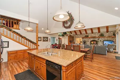 42143 Winterpark Drive, Big Bear Lake, CA 92315 - Photo 10