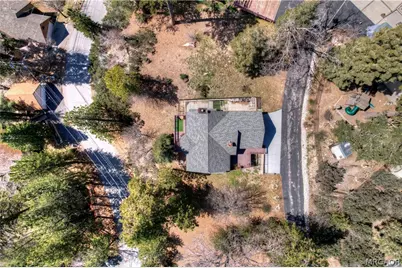 26520 Walnut Hills Drive, Lake Arrowhead, CA 92352 - Photo 30