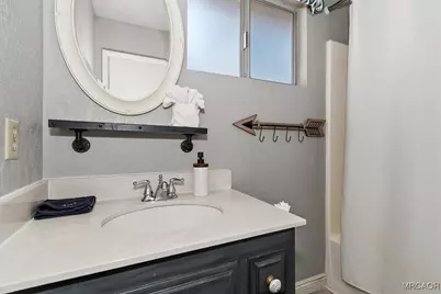 43215 Sunset Drive, Big Bear Lake, CA 92315 - Photo 22