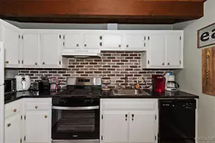 43215 Sunset Dr, Big Bear Lake, CA 92315 - Photo 16