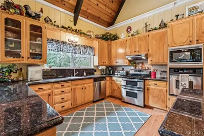 200 Birchwood Drive, Lake Arrowhead, CA 92317 - Photo 6