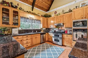 200 Birchwood Dr, Lake Arrowhead, CA 92317 - Photo 6