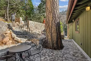 25089 Moon Dr, Crestline, CA 92325 - Photo 24