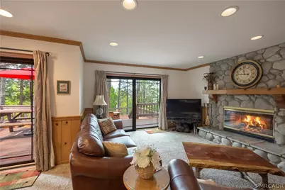 414 Pioneer Road, Lake Arrowhead, CA 92352 - Photo 12