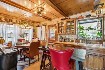 24214 Zurich Drive, Crestline, CA 92325 - Photo 8