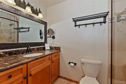 43336 Shasta Road, Big Bear Lake, CA 92315 - Photo 14