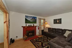 277 Wabash Ln, Sugarloaf, CA 92386 - Photo 4