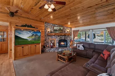 42545 Pegasus Way, Big Bear Lake, CA 92315 - Photo 8