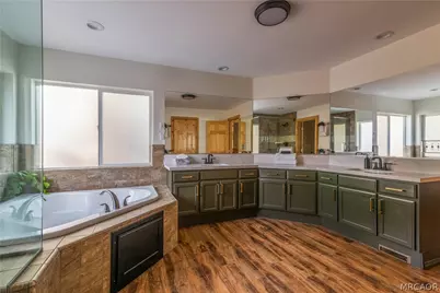 1002 White Mountain Drive, Big Bear City, CA 92314 - Photo 14