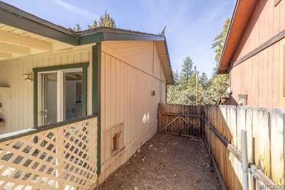 151 Vista Lane, Sugarloaf, CA 92386 - Photo 24