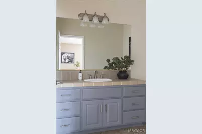 28537 North Shore Road, Lake Arrowhead, CA 92352 - Photo 20