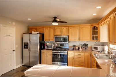 852 Cameron Drive, Big Bear Lake, CA 92315 - Photo 8