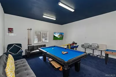 737 E Mountain View, Big Bear Lake, CA 92314 - Photo 22