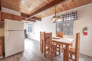 672 Holmes Ln, Sugarloaf, CA 92386 - Photo 12