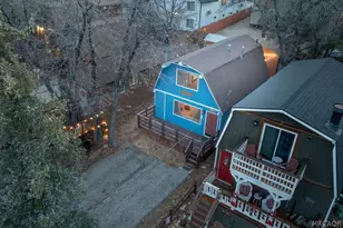 672 Holmes Ln, Sugarloaf, CA 92386 - Photo 26