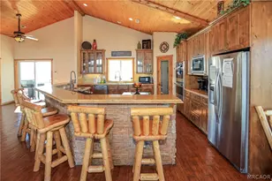 896 Sky High Dr, Big Bear Lake, CA 92315 - Photo 16