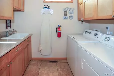 896 Sky High Drive, Big Bear Lake, CA 92315 - Photo 32