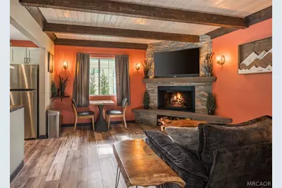 903 W Rainbow Boulevard, Big Bear City, CA 92314 - Photo 8