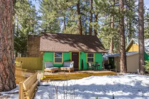 903 W Rainbow Blvd, Big Bear City, CA 92314 - Photo 32