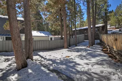 728 W Aeroplane Boulevard, Big Bear City, CA 92314 - Photo 24