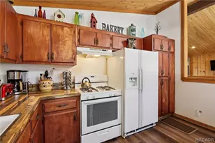 788 Silver Tip Dr, Big Bear Lake, CA 92315 - Photo 14