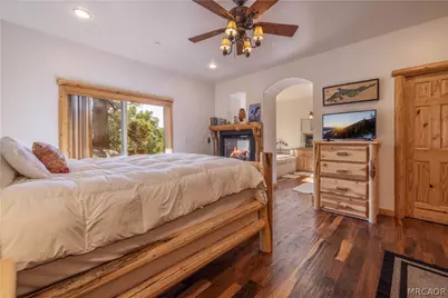 39737 Flicker Road, Fawnskin, CA 92333 - Photo 20