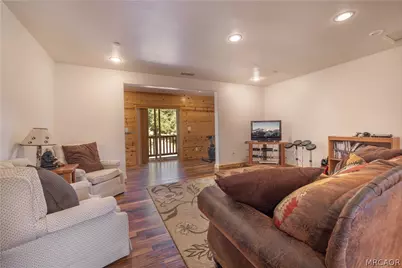 39737 Flicker Road, Fawnskin, CA 92333 - Photo 30