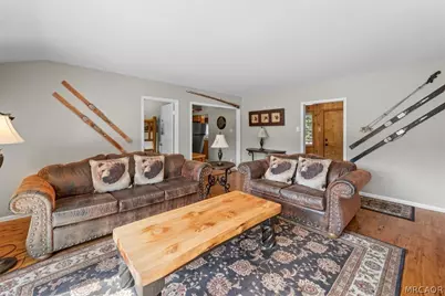 42817 Encino Road, Big Bear Lake, CA 92315 - Photo 14