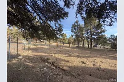 1820 Golden Rod Avenue, Big Bear City, CA 92314 - Photo 18