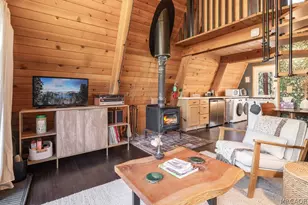 446 Riverside Ave, Sugarloaf, CA 92386 - Photo 8