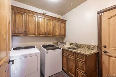 1086 Heritage Trail, Big Bear City, CA 92314 - Photo 38