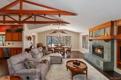 41922 Centre Court, Big Bear Lake, CA 92315 - Photo 10
