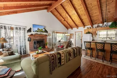 937 W Mountain Lane, Big Bear City, CA 92314 - Photo 6